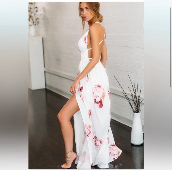 Hello Molly Take Me To Milan Maxi Dress White Size 8 - Picture 3 of 14